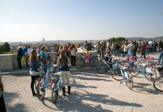 Roma in bici- Monumento panoramica Gianicolo
